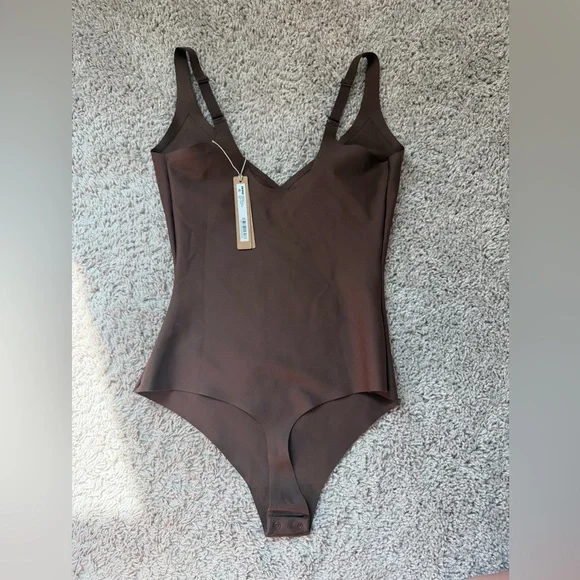 Skims Body Plunge Bodysuit Cocoa